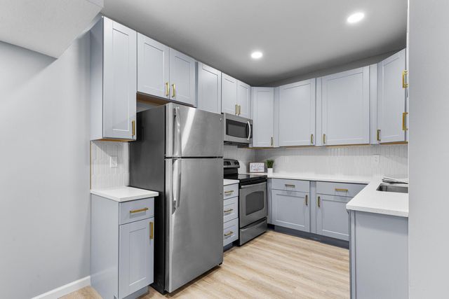 500 S Warren Avenue, Columbus, OH 43204