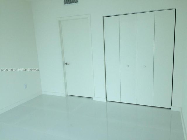 1100 S MIAMI AV 3902, Miami, FL 33130