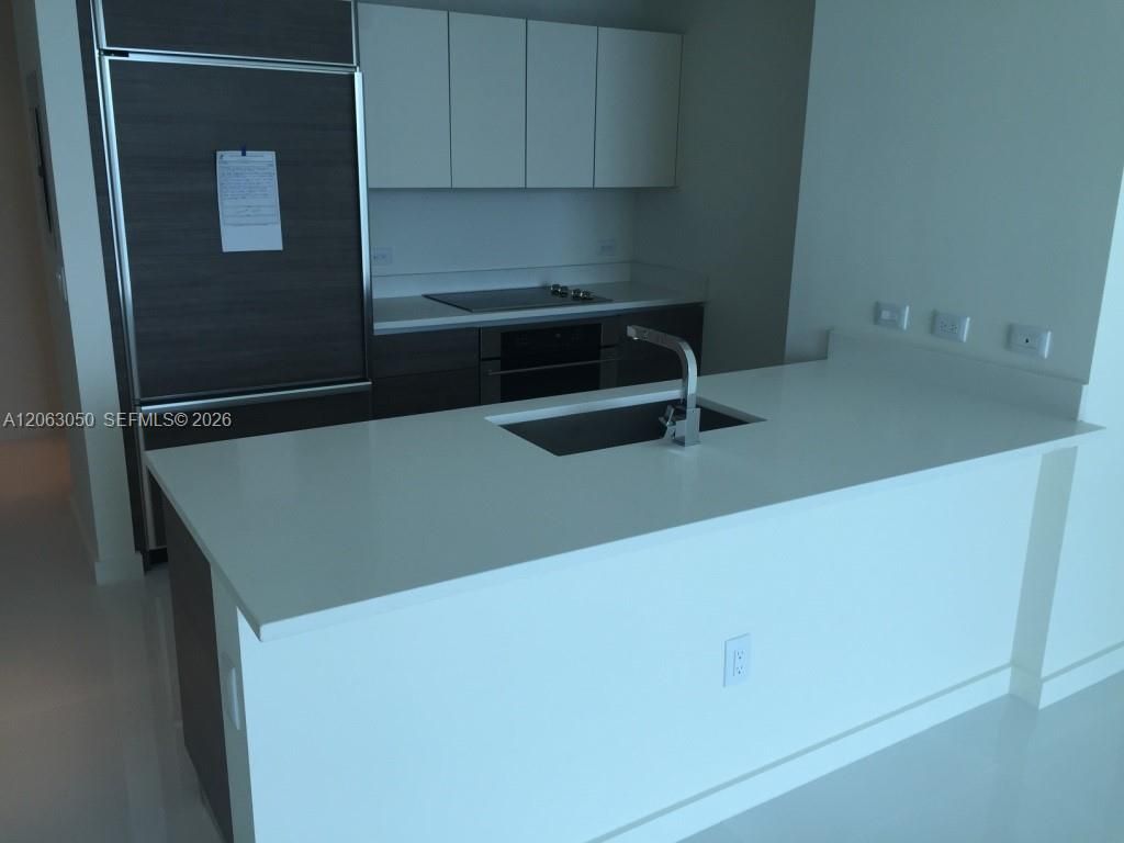 1100 S MIAMI AV 3902, Miami, FL 33130