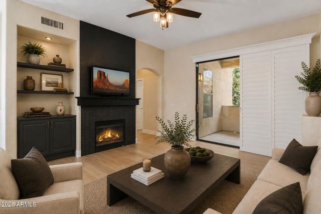 7027 N SCOTTSDALE Road 214, Paradise Valley, AZ 85253