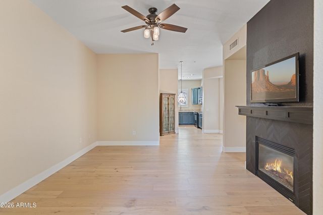 7027 N SCOTTSDALE Road 214, Paradise Valley, AZ 85253