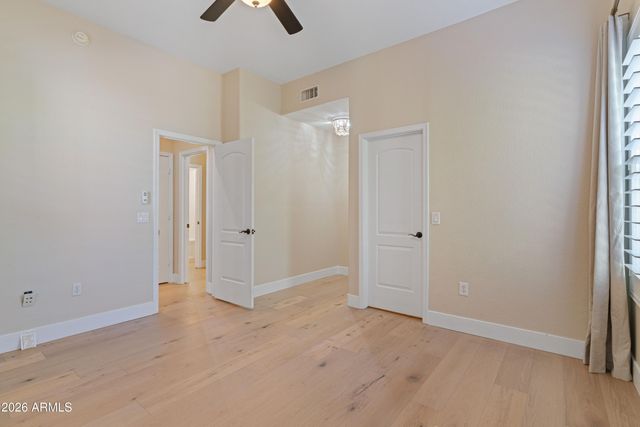 7027 N SCOTTSDALE Road 214, Paradise Valley, AZ 85253