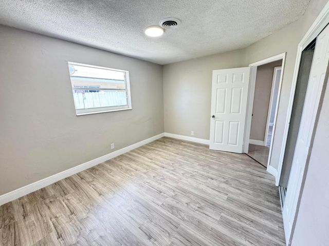 1840 NW 1st Way, Pompano Beach, FL 33060