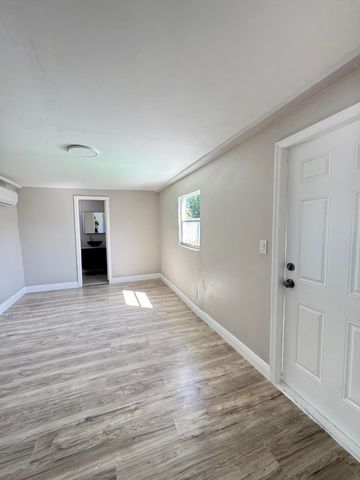 1840 NW 1st Way, Pompano Beach, FL 33060