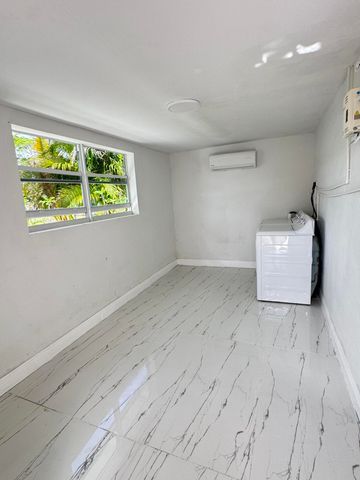 1840 NW 1st Way, Pompano Beach, FL 33060