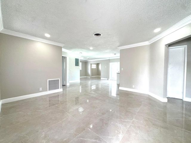 1840 NW 1st Way, Pompano Beach, FL 33060