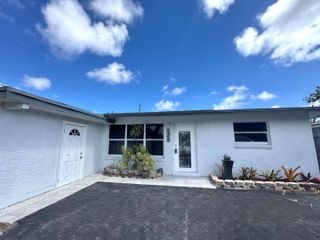 1840 NW 1st Way, Pompano Beach, FL 33060
