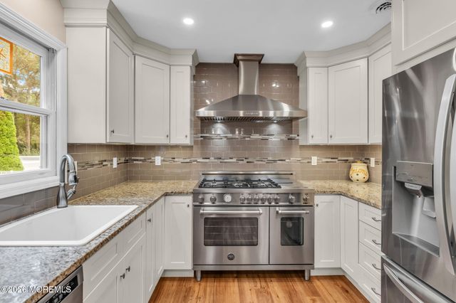 191 Edgemere Court, Toms River, NJ 08755
