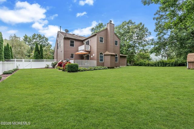191 Edgemere Court, Toms River, NJ 08755
