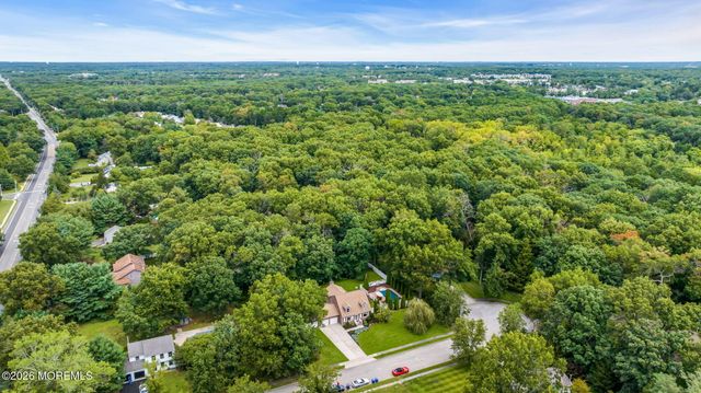 191 Edgemere Court, Toms River, NJ 08755