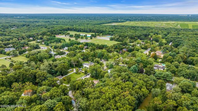 191 Edgemere Court, Toms River, NJ 08755