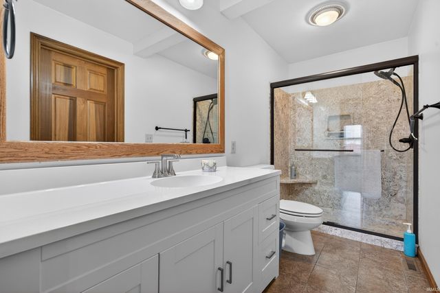 805 Lakeside Drive, Kokomo, IN 46902