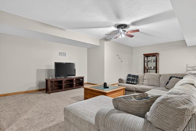 805 Lakeside Drive, Kokomo, IN 46902