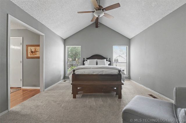 5733 E 97th Place, Tulsa, OK 74137