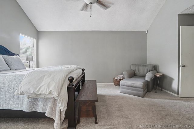 5733 E 97th Place, Tulsa, OK 74137