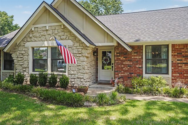 5733 E 97th Place, Tulsa, OK 74137