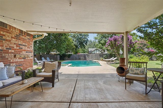 5733 E 97th Place, Tulsa, OK 74137