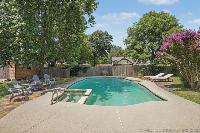 5733 E 97th Place, Tulsa, OK 74137