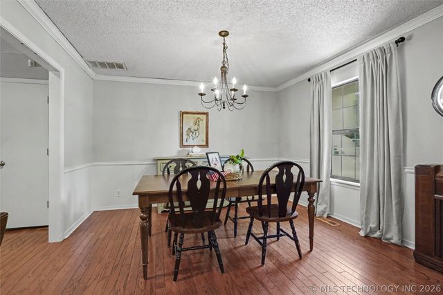 5733 E 97th Place, Tulsa, OK 74137