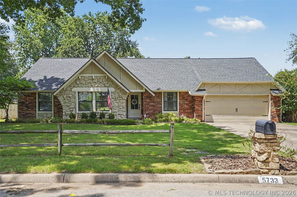 5733 E 97th Place, Tulsa, OK 74137