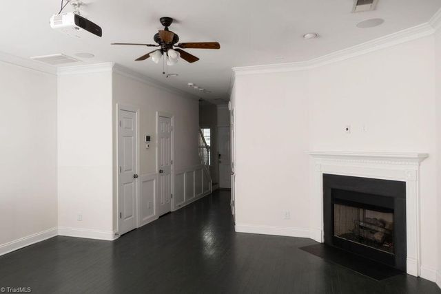 4988 Wyngate Village Drive, Winston-salem, NC 27103