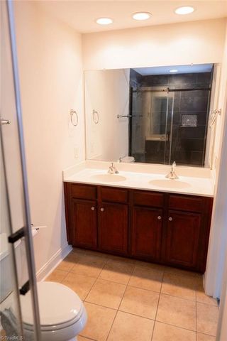 4988 Wyngate Village Drive, Winston-salem, NC 27103