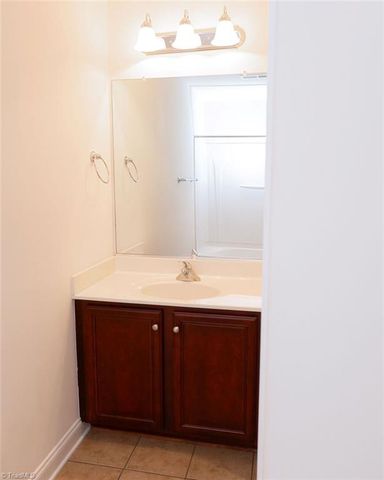 4988 Wyngate Village Drive, Winston-salem, NC 27103