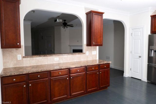 4988 Wyngate Village Drive, Winston-salem, NC 27103