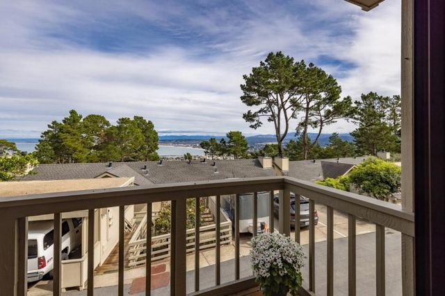 70 Forest Ridge Road 30, Monterey, CA 93940