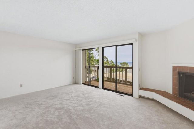 70 Forest Ridge Road 30, Monterey, CA 93940