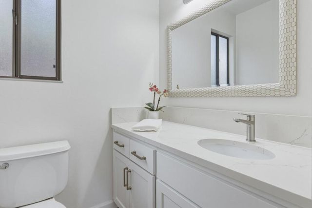 70 Forest Ridge Road 30, Monterey, CA 93940