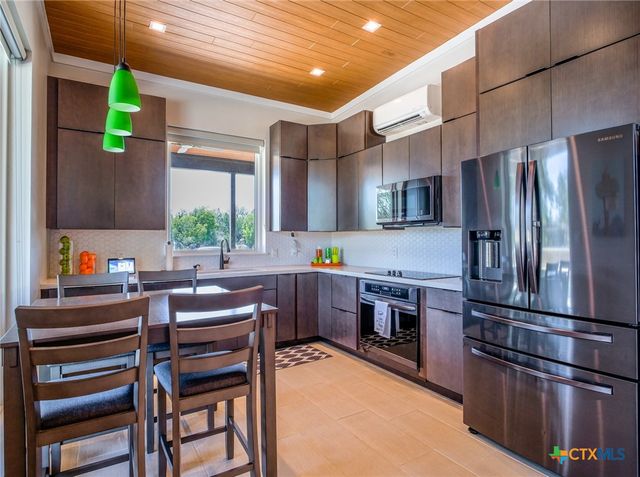 125 W Granite Oaks Drive, Burnet, TX 78611