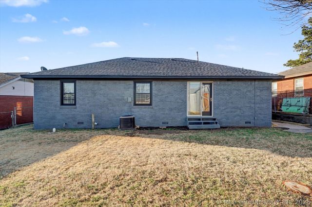 8943 E Marshall Place, Tulsa, OK 74115