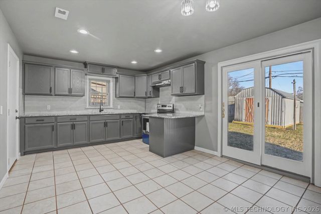 8943 E Marshall Place, Tulsa, OK 74115