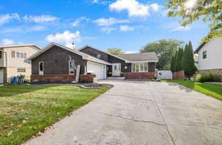 8355 Blaine Place, Crown Point, IN 46307