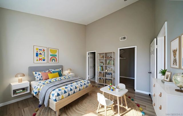 8625 Via Mallorca Unit C, La Jolla, CA 92037