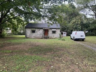 1101 Catina Dr, Nashville, TN 37217