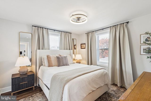 810 COLLINGS AVE, Collingswood, NJ 08107