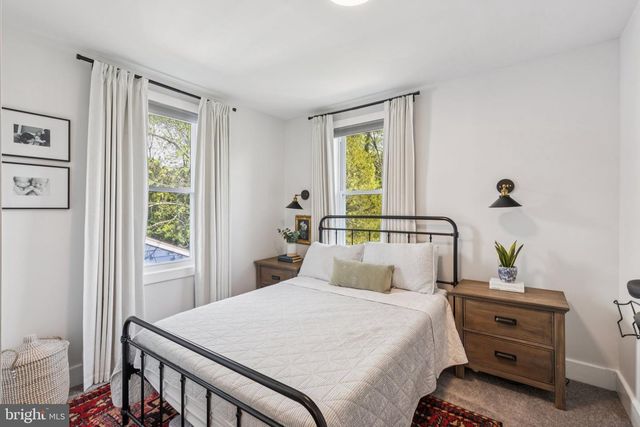810 COLLINGS AVE, Collingswood, NJ 08107