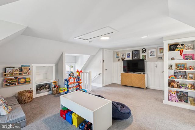810 COLLINGS AVE, Collingswood, NJ 08107