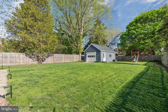 810 COLLINGS AVE, Collingswood, NJ 08107