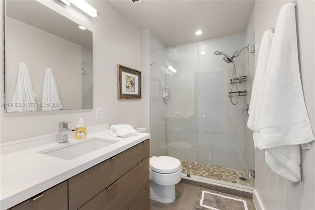 4925 E Collins Ave 5C, Miami Beach, FL 33140