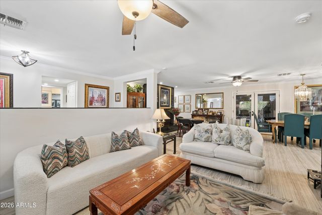 5738 N 24TH Street, Phoenix, AZ 85016