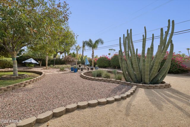 5738 N 24TH Street, Phoenix, AZ 85016