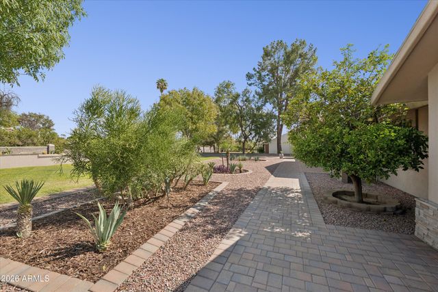5738 N 24TH Street, Phoenix, AZ 85016