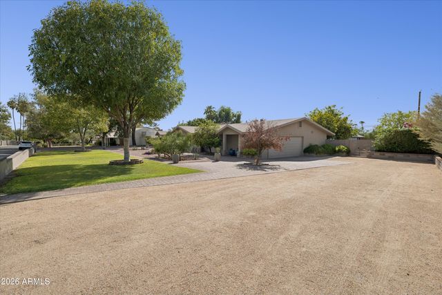 5738 N 24TH Street, Phoenix, AZ 85016