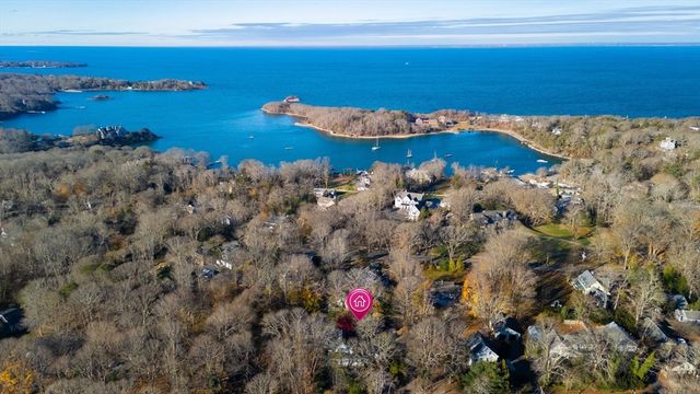 251 Woods Hole Rd, Falmouth, MA 02540