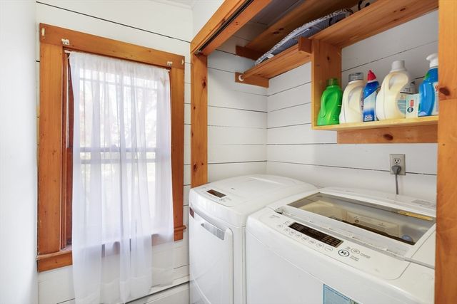 251 Woods Hole Rd, Falmouth, MA 02540