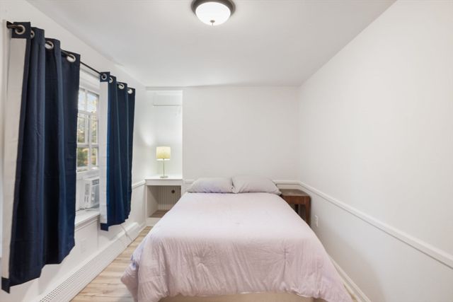 251 Woods Hole Rd, Falmouth, MA 02540