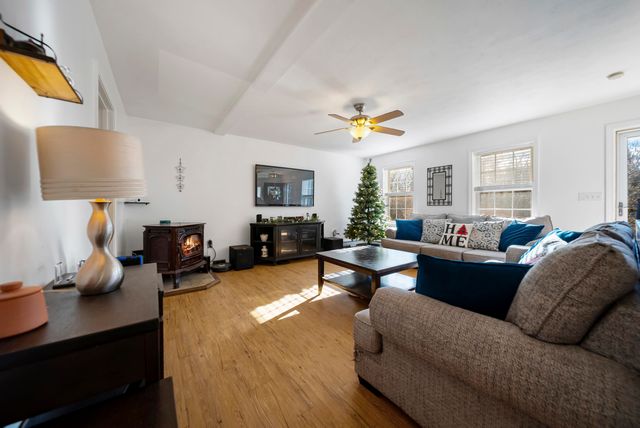 25 Jalen Drive, New Ipswich, NH 03071